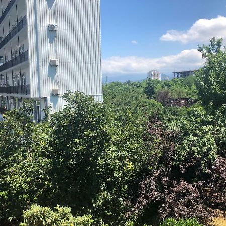Mzeos House Hotel Batumi Eksteriør billede